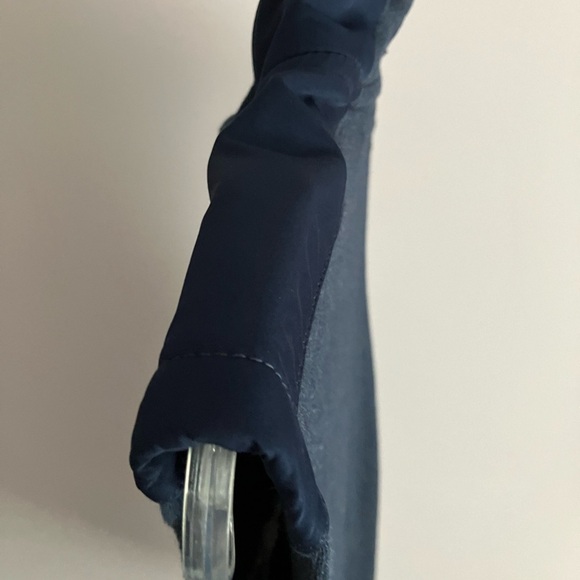 Antigua Men’s West Virginia Mountaineers Pullover Knit Vest, L, Blue/Gold - Picture 2 of 5